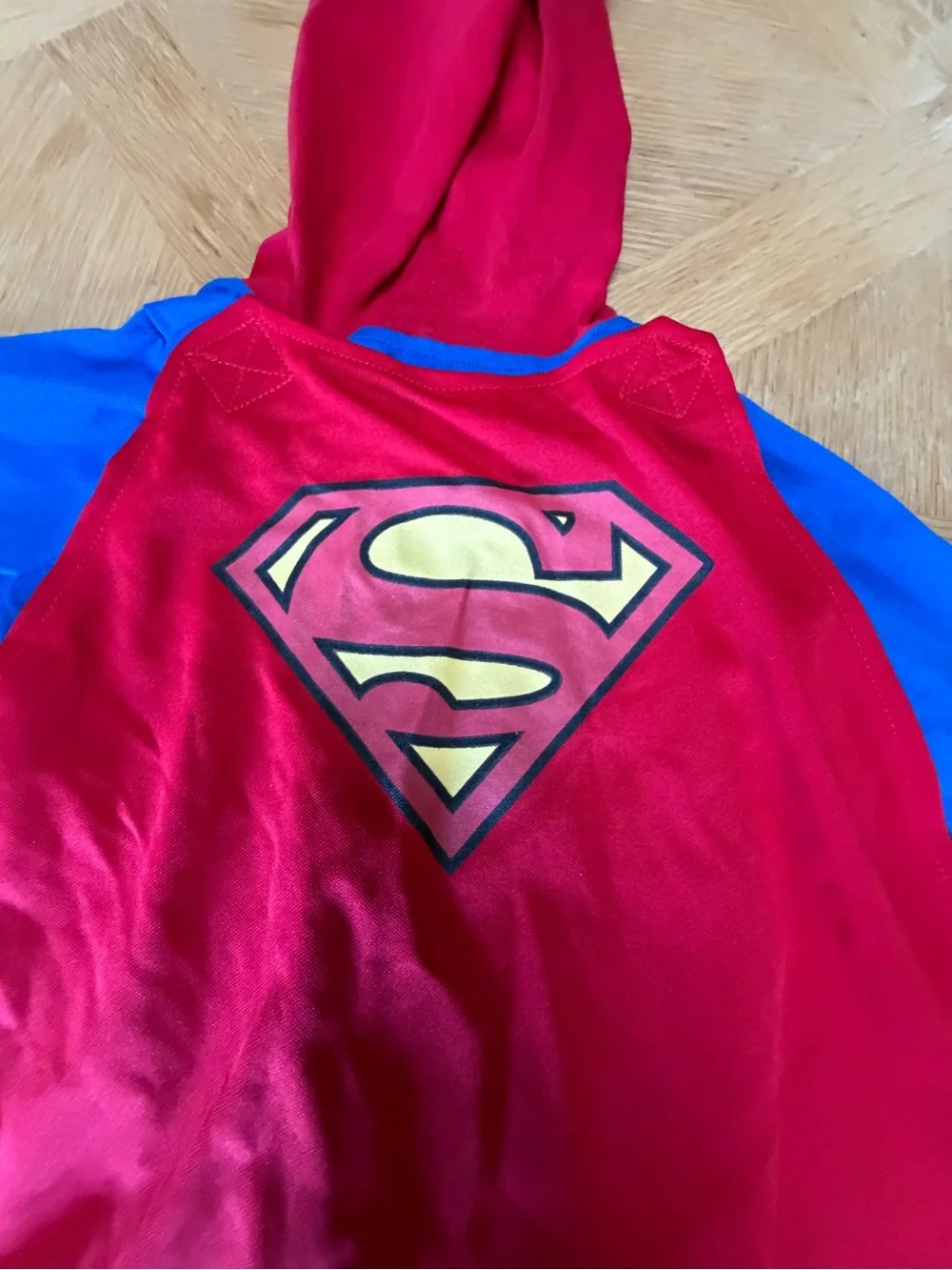 NWT! Superman Red & Blue Hooded pajamas/ Costume Size 3-6 Months